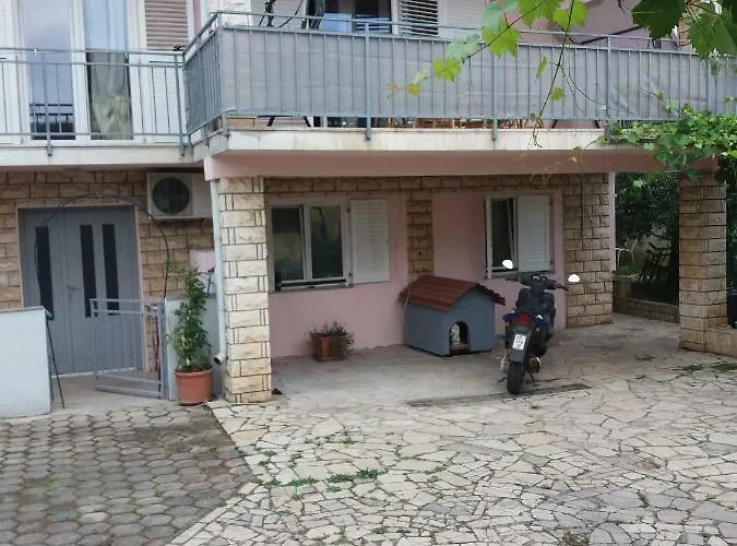 Erceg * Πόρετς